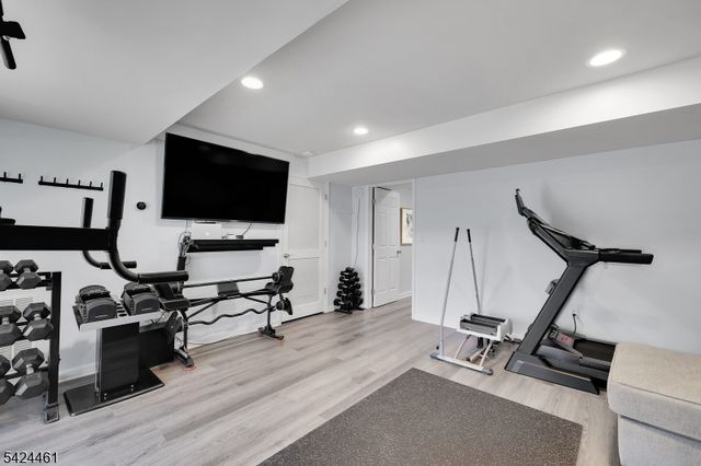 39 Autumn Ridge Rd, Parsippany-troy Hills Twp., NJ 07950