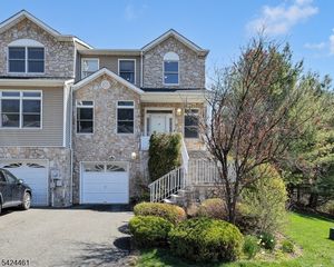 39 Autumn Ridge Rd, Parsippany-troy Hills Twp., NJ 07950