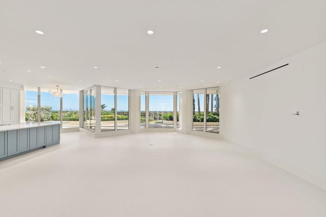 2920 SE Dune Drive 140, Stuart, FL 34996