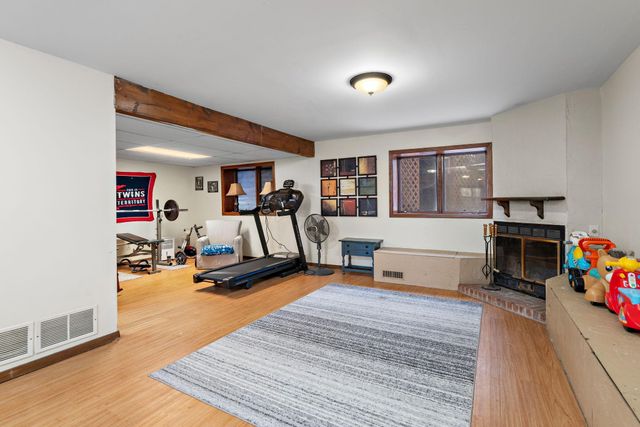 2805 Brookview Drive, Burnsville, MN 55337