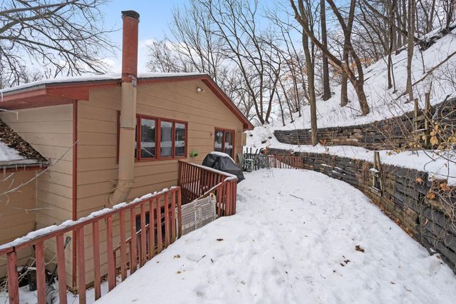 2805 Brookview Drive, Burnsville, MN 55337