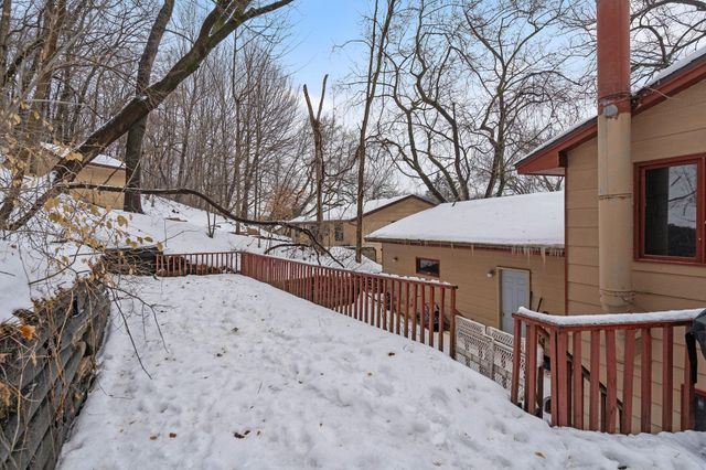 2805 Brookview Drive, Burnsville, MN 55337