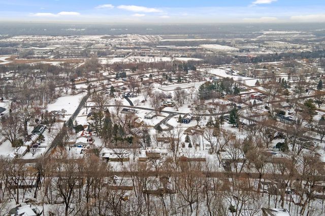 2805 Brookview Drive, Burnsville, MN 55337