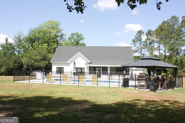 121 Hinterland Trail, Statesboro, GA 30458