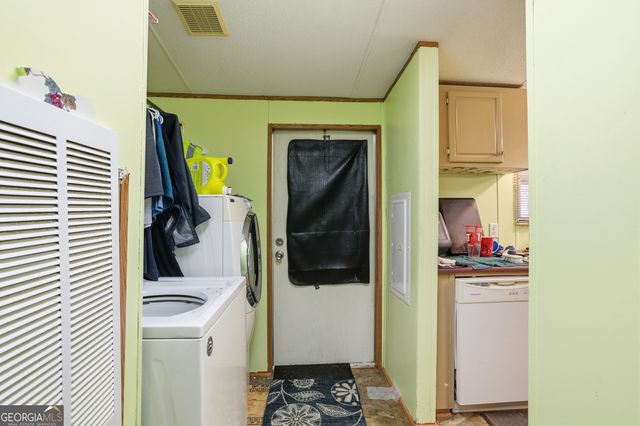 112 Laura Drive, Martin, GA 30557