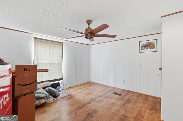 112 Laura Drive, Martin, GA 30557