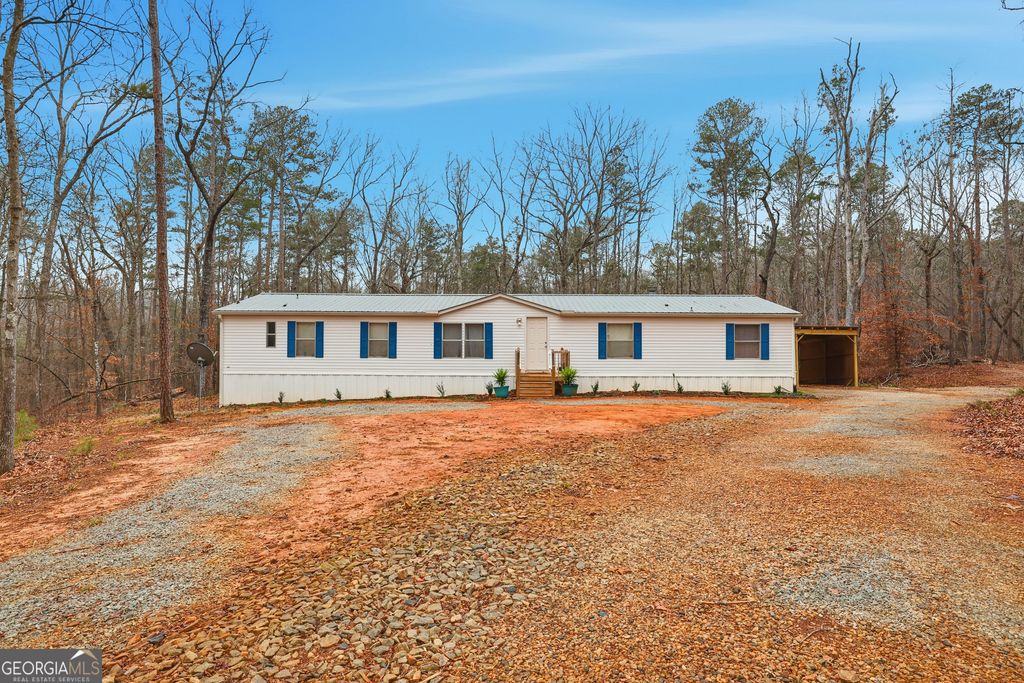 112 Laura Drive, Martin, GA 30557