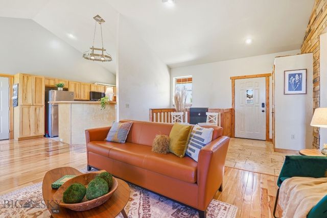 734 Landmark Drive, Belgrade, MT 59714
