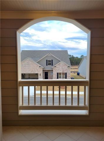 1066 Lakeview Oaks Court, Grayson, GA 30017