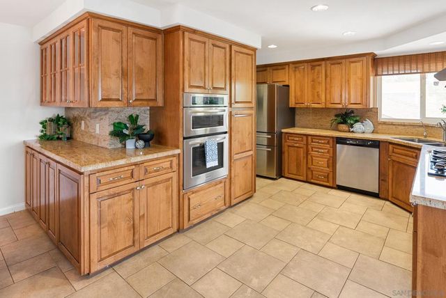 6359 Lambda Drive, San Diego, CA 92120