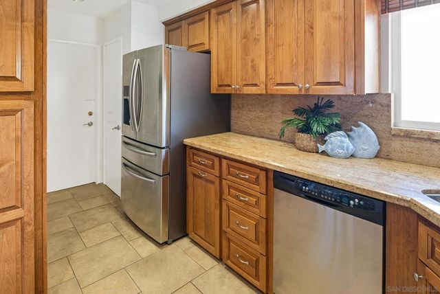 6359 Lambda Drive, San Diego, CA 92120