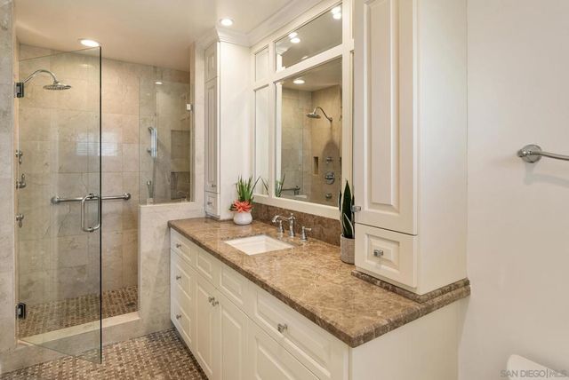 6359 Lambda Drive, San Diego, CA 92120