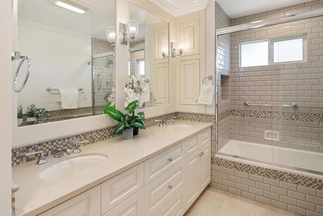 6359 Lambda Drive, San Diego, CA 92120