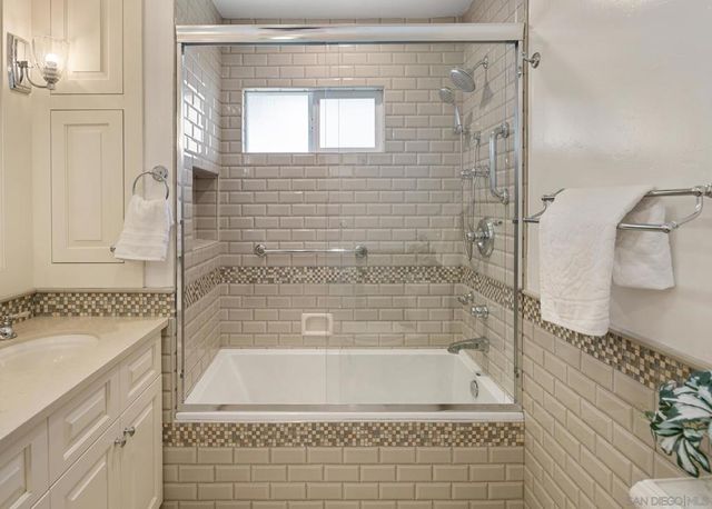6359 Lambda Drive, San Diego, CA 92120