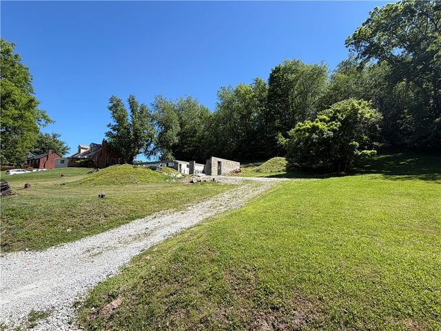 250 Hazel Kirk, Carroll Twp, PA 15063