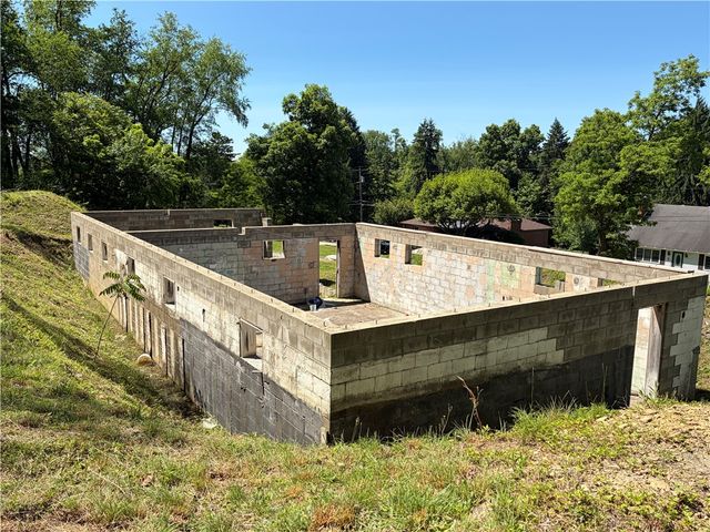 250 Hazel Kirk, Carroll Twp, PA 15063