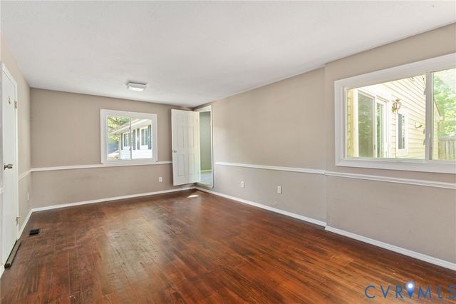 9404 Vantage Ct, Chesterfield, VA 23236