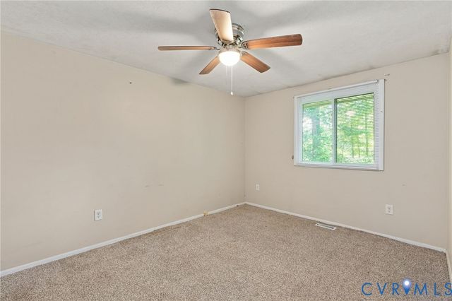 9404 Vantage Ct, Chesterfield, VA 23236