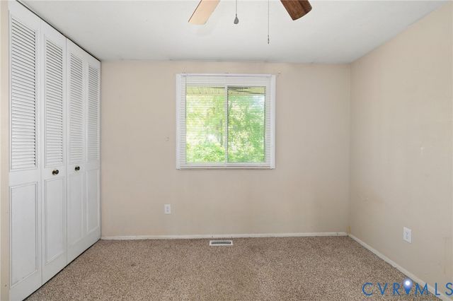9404 Vantage Ct, Chesterfield, VA 23236