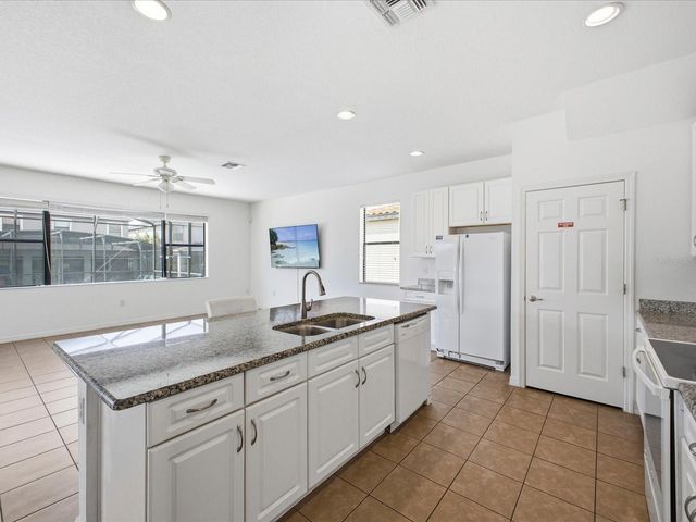 2621 ROSEMONT CIRCLE, Davenport, FL 33837