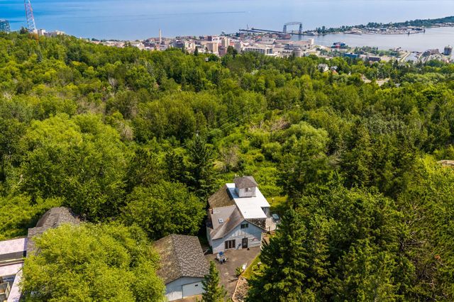 805 W 10th Street, Duluth, MN 55806