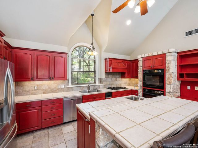 2342 FOUNTAIN WAY, San Antonio, TX 78248