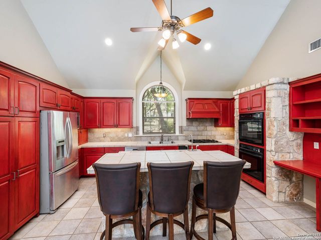 2342 FOUNTAIN WAY, San Antonio, TX 78248