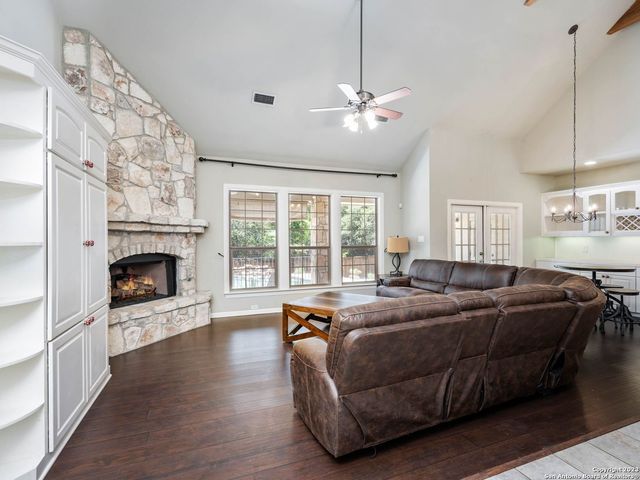 2342 FOUNTAIN WAY, San Antonio, TX 78248
