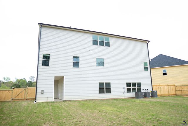 101 Chambers Creek Circle, Bonaire, GA 31005