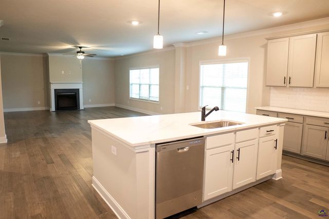 101 Chambers Creek Circle, Bonaire, GA 31005