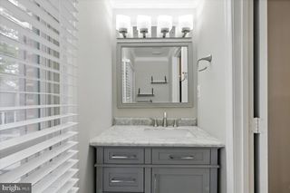 838 HR DR SE, Washington, DC 20032