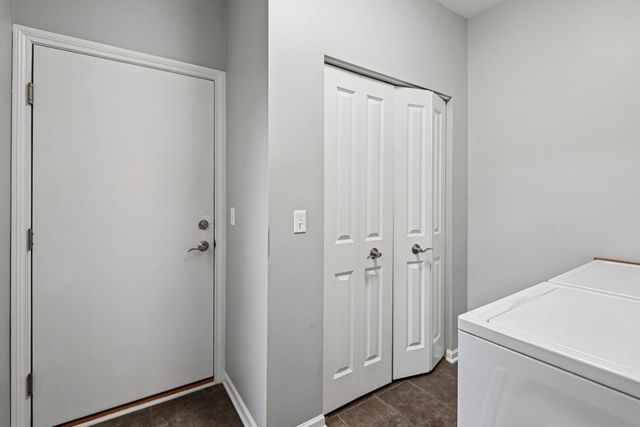 2125 Apple Hill Lane, Buffalo Grove, IL 60089