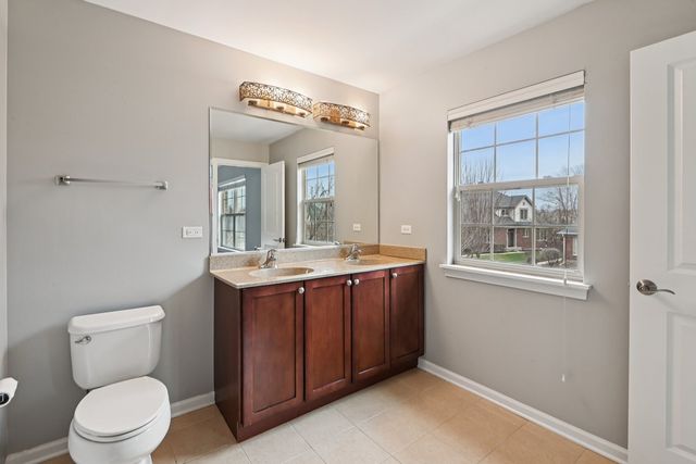 2125 Apple Hill Lane, Buffalo Grove, IL 60089