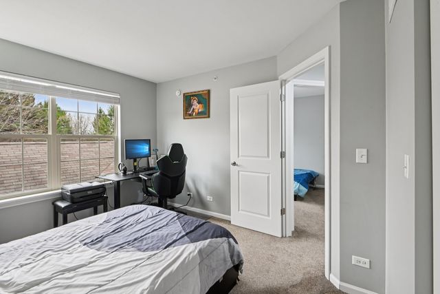 2125 Apple Hill Lane, Buffalo Grove, IL 60089