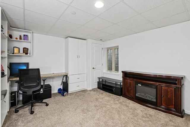 2125 Apple Hill Lane, Buffalo Grove, IL 60089