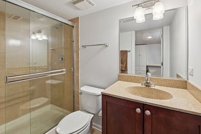 2125 Apple Hill Lane, Buffalo Grove, IL 60089