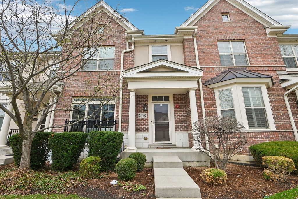 2125 Apple Hill Lane, Buffalo Grove, IL 60089