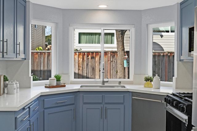 3673 Thrush Ter, Fremont, CA 94555