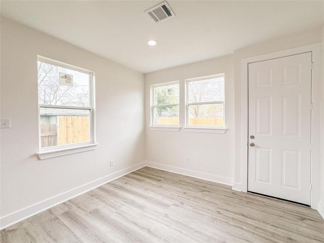 11514 Courtshire Road, Houston, TX 77076