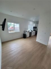 7103 Yarmouth, Reseda, CA 91335