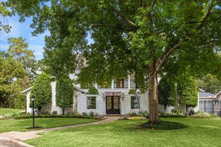 13726 Pebblebrook Drive, Houston, TX 77079