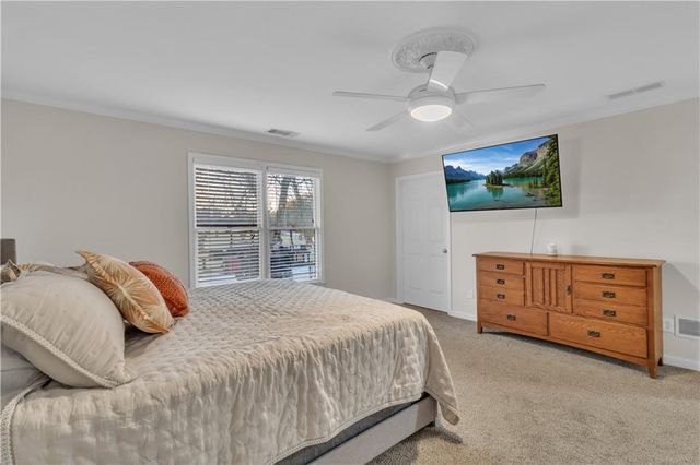 2524 E Mcintosh Road, Griffin, GA 30223