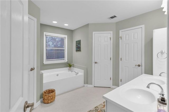 2524 E Mcintosh Road, Griffin, GA 30223