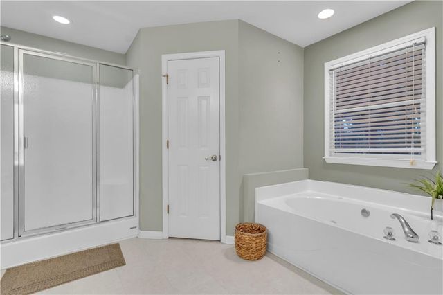 2524 E Mcintosh Road, Griffin, GA 30223