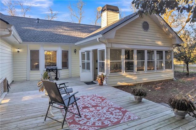 2524 E Mcintosh Road, Griffin, GA 30223