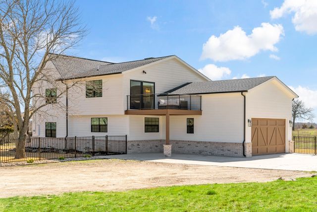 209 Mary Fitch Road, Sherman, TX 75090