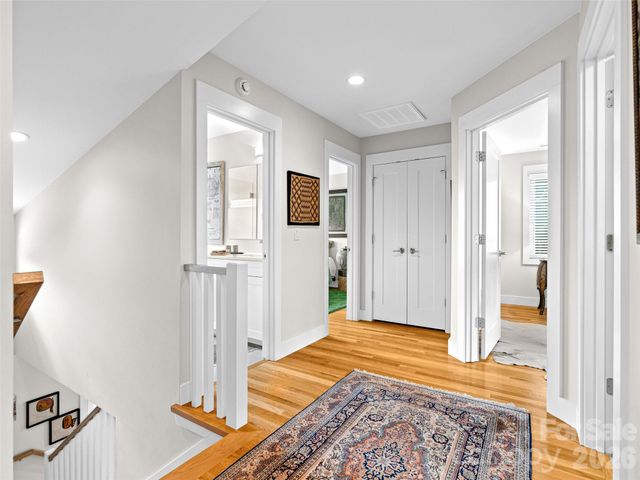 40 Overlook Road, Asheville, NC 28803
