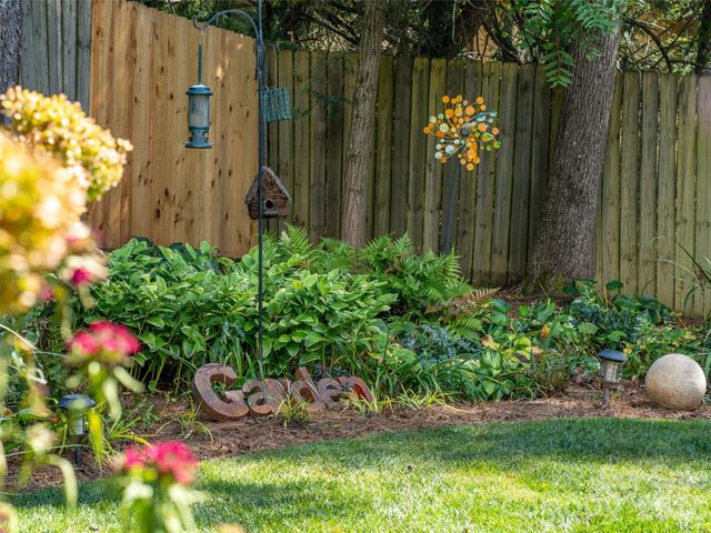 40 Overlook Road, Asheville, NC 28803
