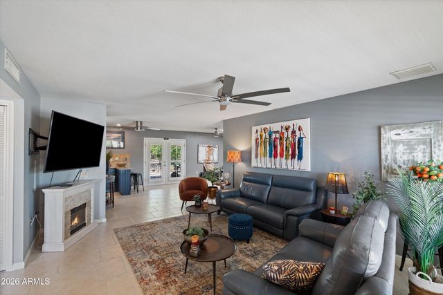 9329 W BRIARWOOD Circle N, Sun City, AZ 85351