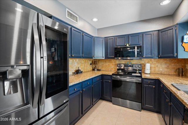 9329 W BRIARWOOD Circle N, Sun City, AZ 85351